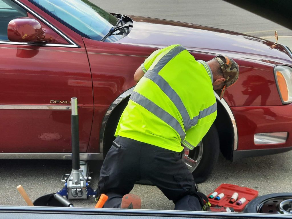 24 hours roadside assistance in Minneapolis, Minnesota