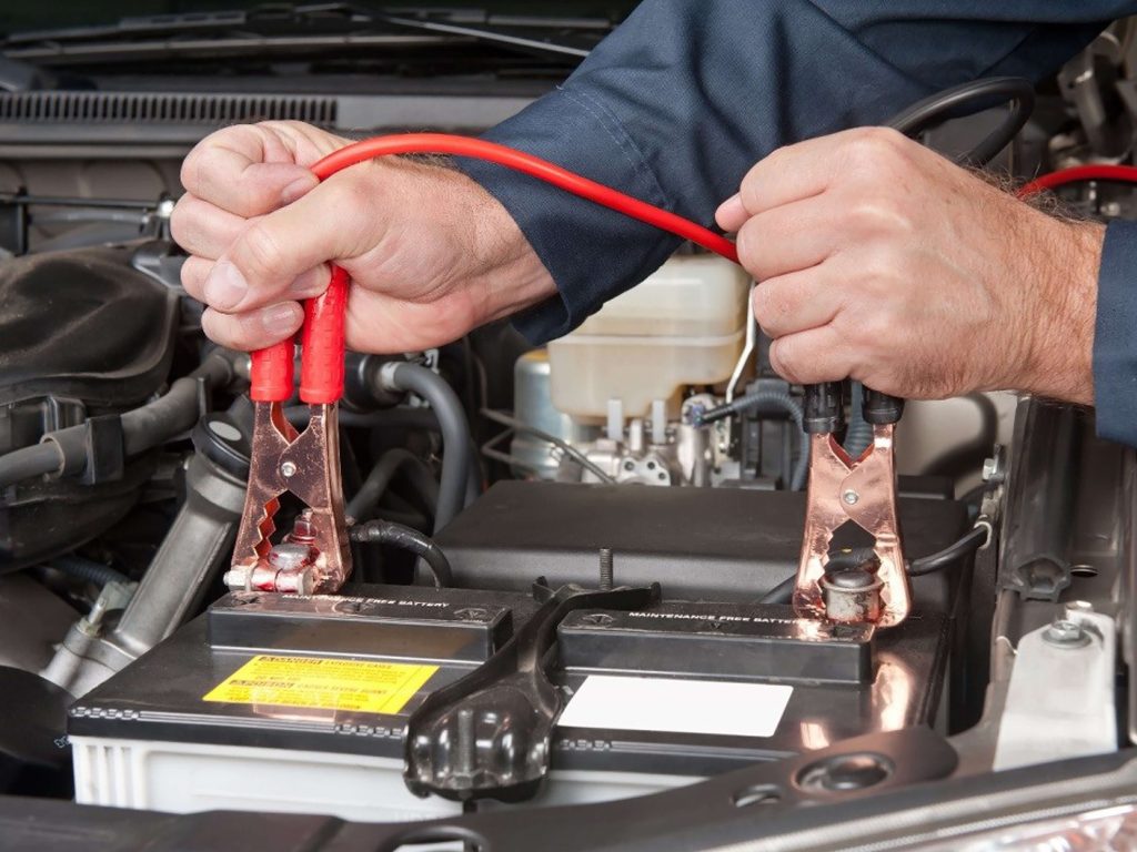 jump start vehicle service in Minneapolis, Minnesota
